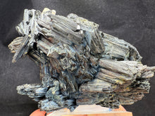 Load image into Gallery viewer, Goshenite-01