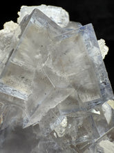 Load image into Gallery viewer, Fluorite-42