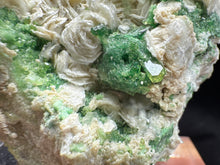 Load image into Gallery viewer, Vesuvianite-03