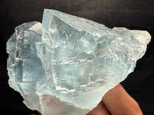 Load image into Gallery viewer, Fluorite-01