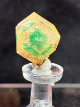 Load image into Gallery viewer, Garnet-04