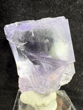 Load image into Gallery viewer, Fluorite-04