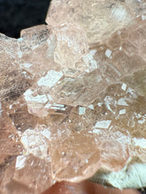 Load image into Gallery viewer, Garnet-06