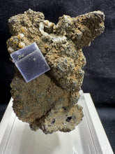 Load image into Gallery viewer, Fluorite-06