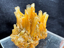 Load image into Gallery viewer, Gypsum-01