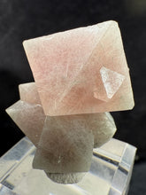Load image into Gallery viewer, Fluorite-10