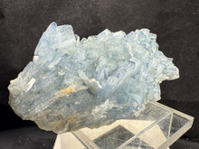 Load image into Gallery viewer, Barite-01