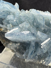 Load image into Gallery viewer, Barite-01