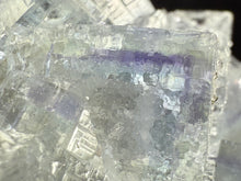 Load image into Gallery viewer, Fluorite-21