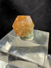 Load image into Gallery viewer, Garnet-12
