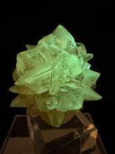 Load image into Gallery viewer, Gypsum-06