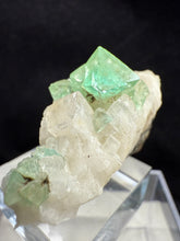 Load image into Gallery viewer, Fluorite-24
