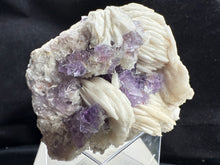 Load image into Gallery viewer, Barite-02