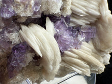 Load image into Gallery viewer, Barite-02