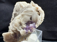 Load image into Gallery viewer, Barite-02