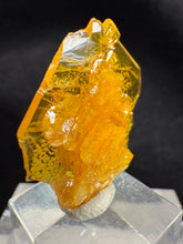 Load image into Gallery viewer, Wulfenite-01