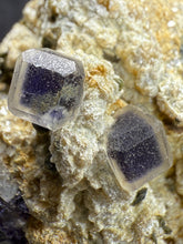 Load image into Gallery viewer, Fluorite-33