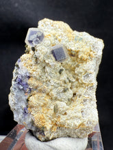 Load image into Gallery viewer, Fluorite-33