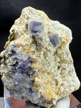 Load image into Gallery viewer, Fluorite-33