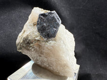 Load image into Gallery viewer, Molybdenite-01