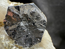 Load image into Gallery viewer, Molybdenite-01