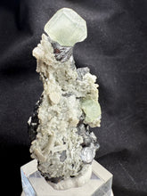 Load image into Gallery viewer, Fluorite-36