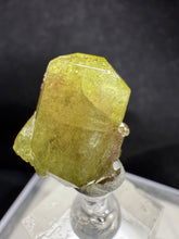 Load image into Gallery viewer, Vesuvianite-31
