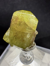 Load image into Gallery viewer, Vesuvianite-31