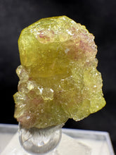 Load image into Gallery viewer, Vesuvianite-31