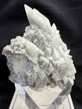 Load image into Gallery viewer, Calcite-04