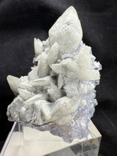 Load image into Gallery viewer, Calcite-04