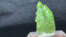 Load and play video in Gallery viewer, Vesuvianite-07