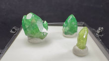 Load and play video in Gallery viewer, Vesuvianite-19