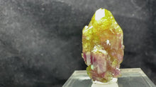 Load and play video in Gallery viewer, Vesuvianite-14