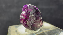 Load and play video in Gallery viewer, Vesuvianite-21