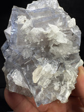 Load image into Gallery viewer, Fluorite-42
