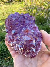 Load image into Gallery viewer, Amethyst lot 12 specimens

