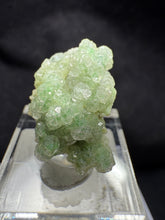 Load image into Gallery viewer, Garnet-18
