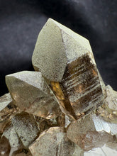 Load image into Gallery viewer, Quartz-01
