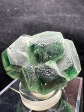 Load image into Gallery viewer, Fluorite-05
