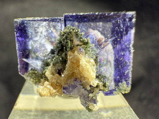 Fluorite-25