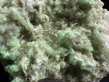 Load image into Gallery viewer, Garnet-14
