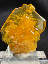 Load image into Gallery viewer, Wulfenite-01
