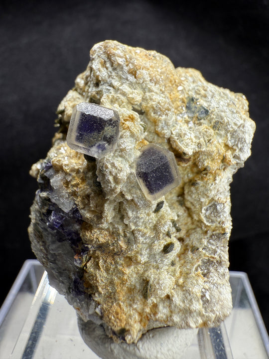 Fluorite-33