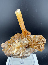 Load image into Gallery viewer, Gypsum-08
